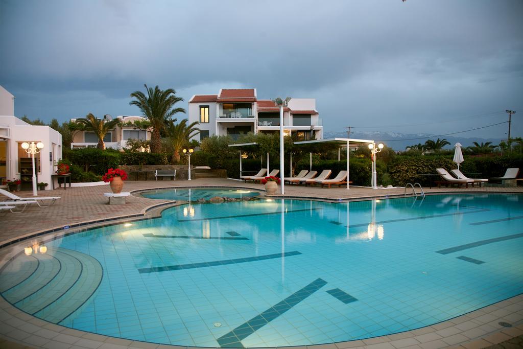 Appart hôtel Artemis Village Apartments&studios 4*