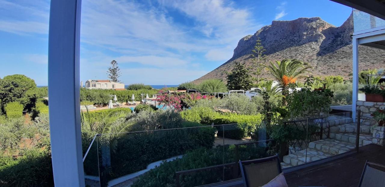 Artemis Village & 4* Stavrós