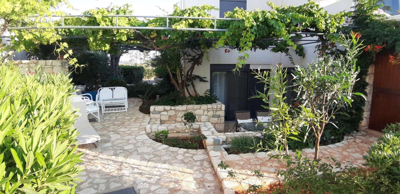 Artemis Village & Apart Otel 4*